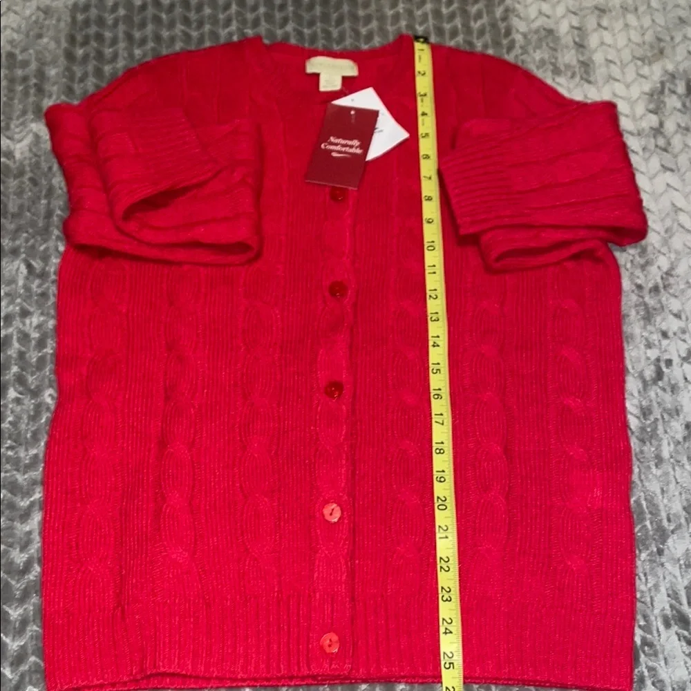 NWT 100% Wool Button Down Red Cardigan Sweater. Size Small. - Picture 11 of 11